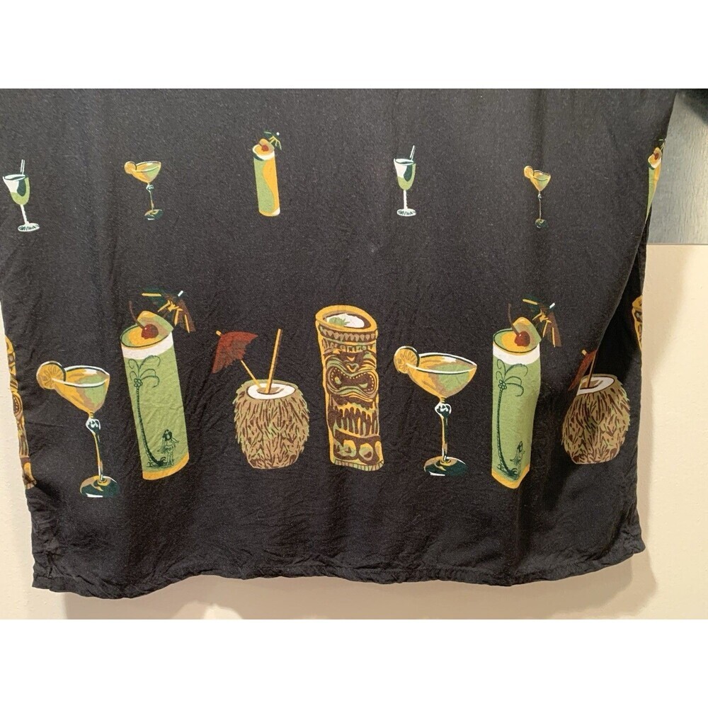 VTG Island Fever Hawaiian Shirt Mens M Black Tropical Drinks Print 90s Y2K Rayon